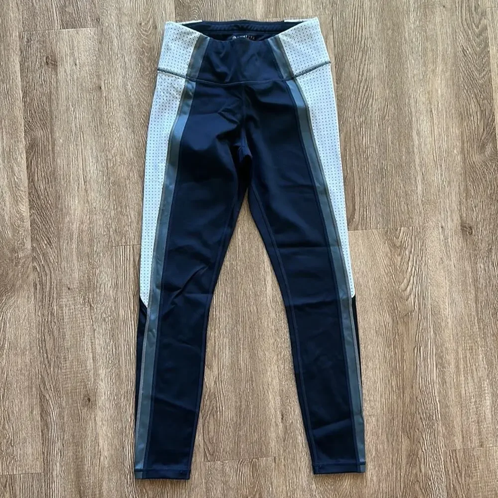 Athleta Contender 7/8 Tight‎ Leggings Blue & White Size XS